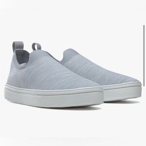 Reebok influx walking shoe / NEW IN BOX